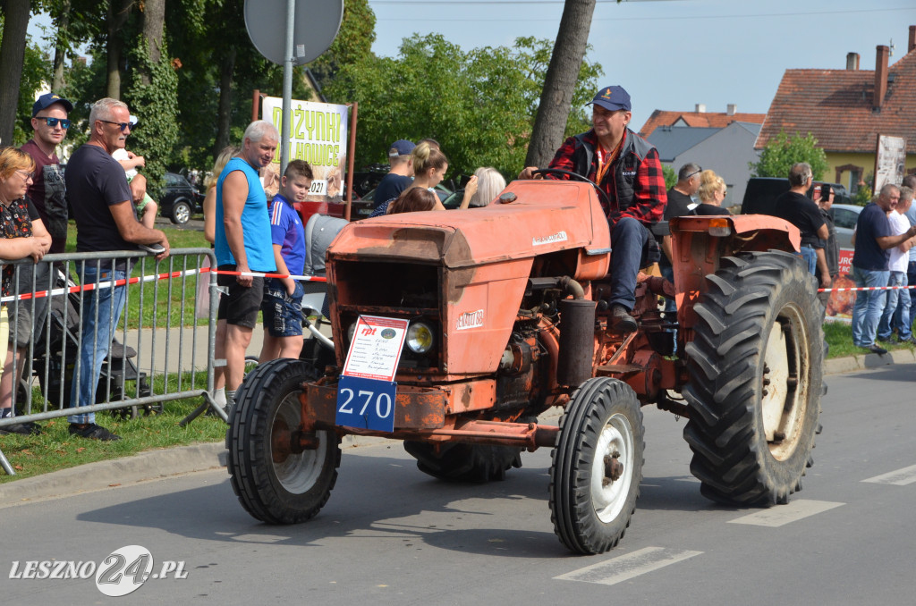 XIX Ogólnopolski Festiwal Starych Ciągników i Maszyn Rolniczych - drugi dzień
