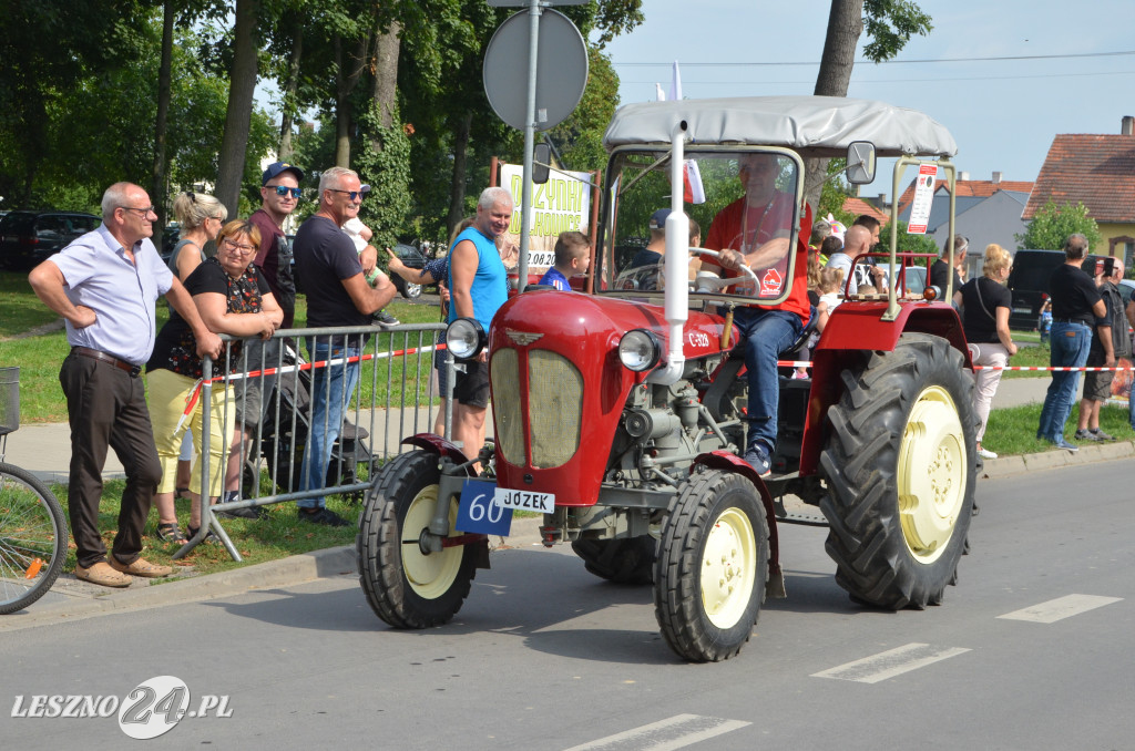 XIX Ogólnopolski Festiwal Starych Ciągników i Maszyn Rolniczych - drugi dzień