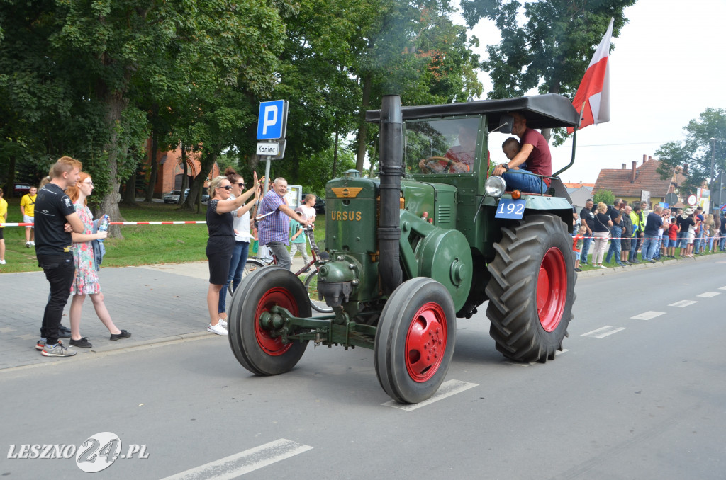XIX Ogólnopolski Festiwal Starych Ciągników i Maszyn Rolniczych - drugi dzień