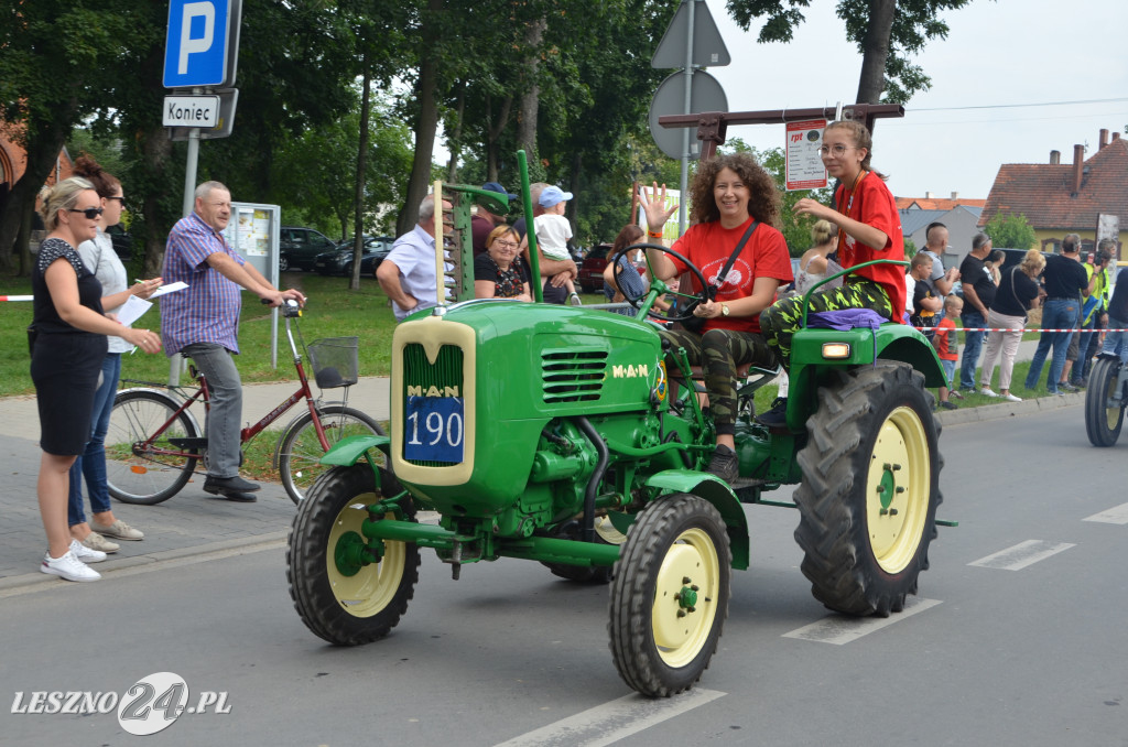 XIX Ogólnopolski Festiwal Starych Ciągników i Maszyn Rolniczych - drugi dzień