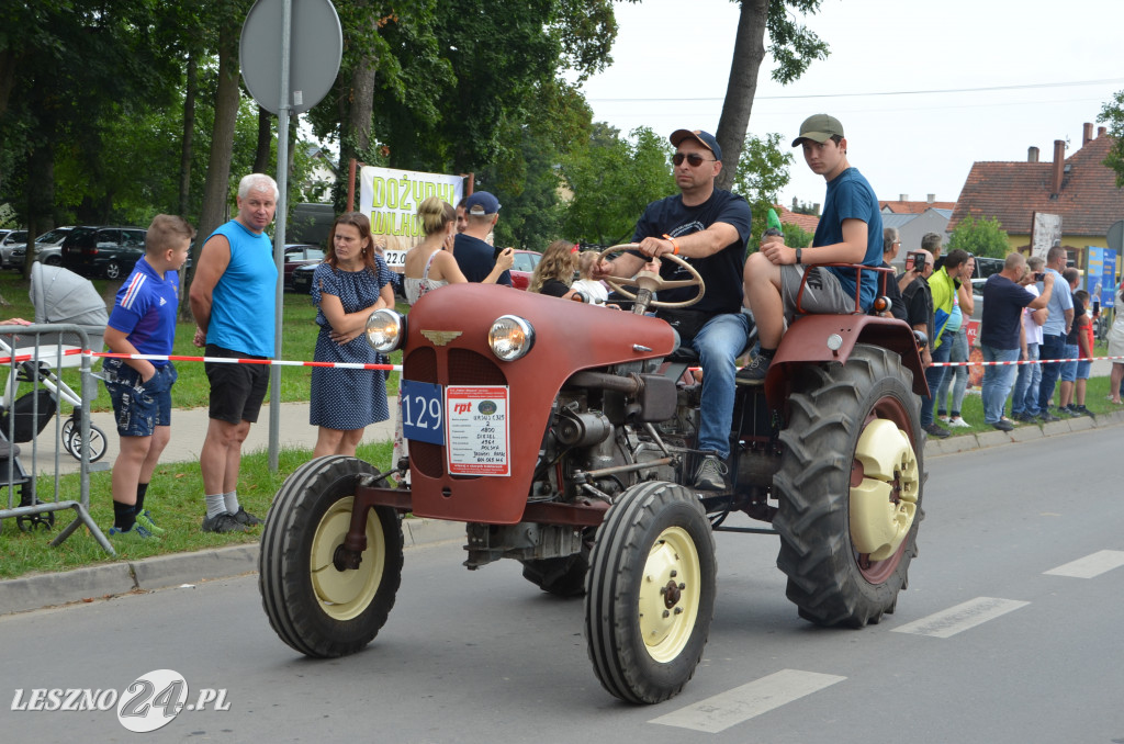 XIX Ogólnopolski Festiwal Starych Ciągników i Maszyn Rolniczych - drugi dzień