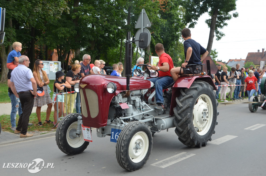 XIX Ogólnopolski Festiwal Starych Ciągników i Maszyn Rolniczych - drugi dzień