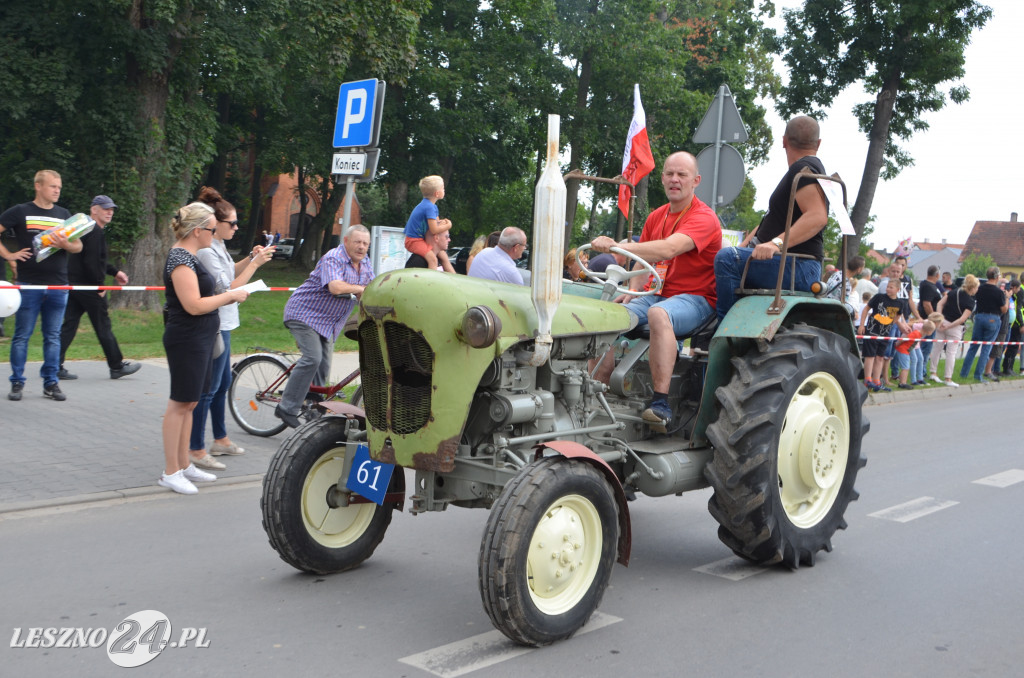 XIX Ogólnopolski Festiwal Starych Ciągników i Maszyn Rolniczych - drugi dzień