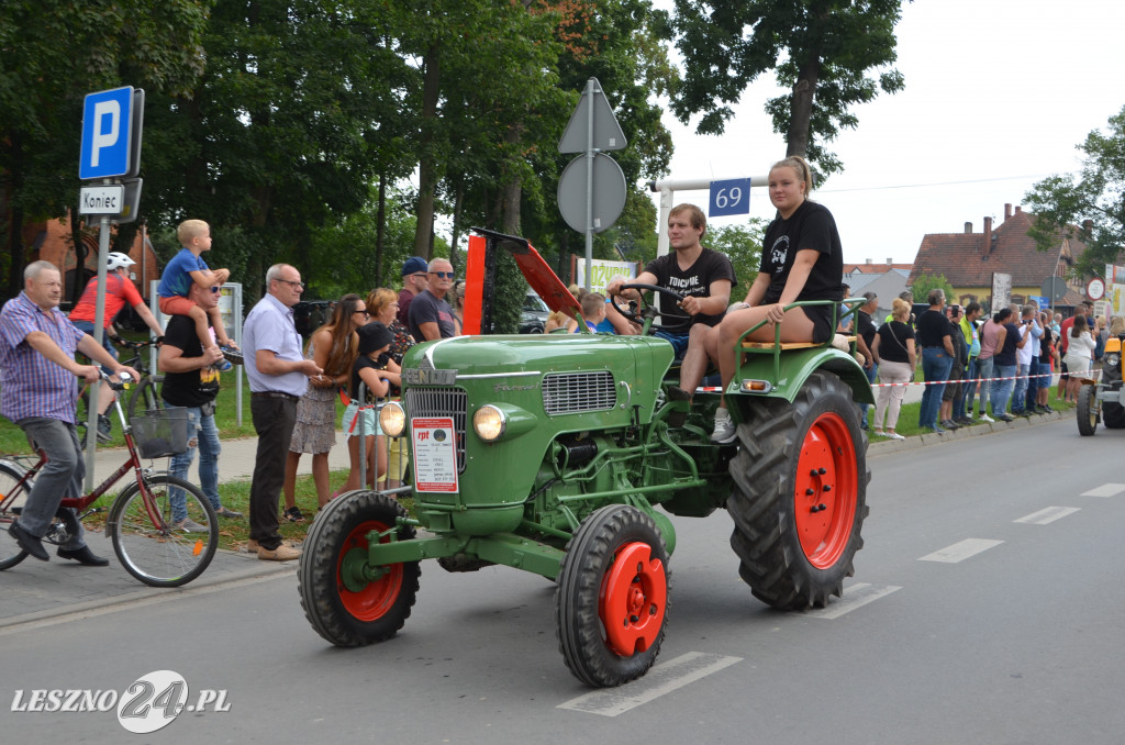 XIX Ogólnopolski Festiwal Starych Ciągników i Maszyn Rolniczych - drugi dzień