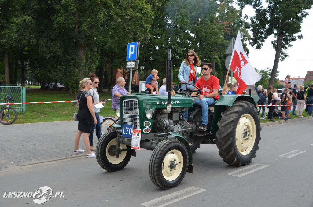 XIX Ogólnopolski Festiwal Starych Ciągników i Maszyn Rolniczych - drugi dzień