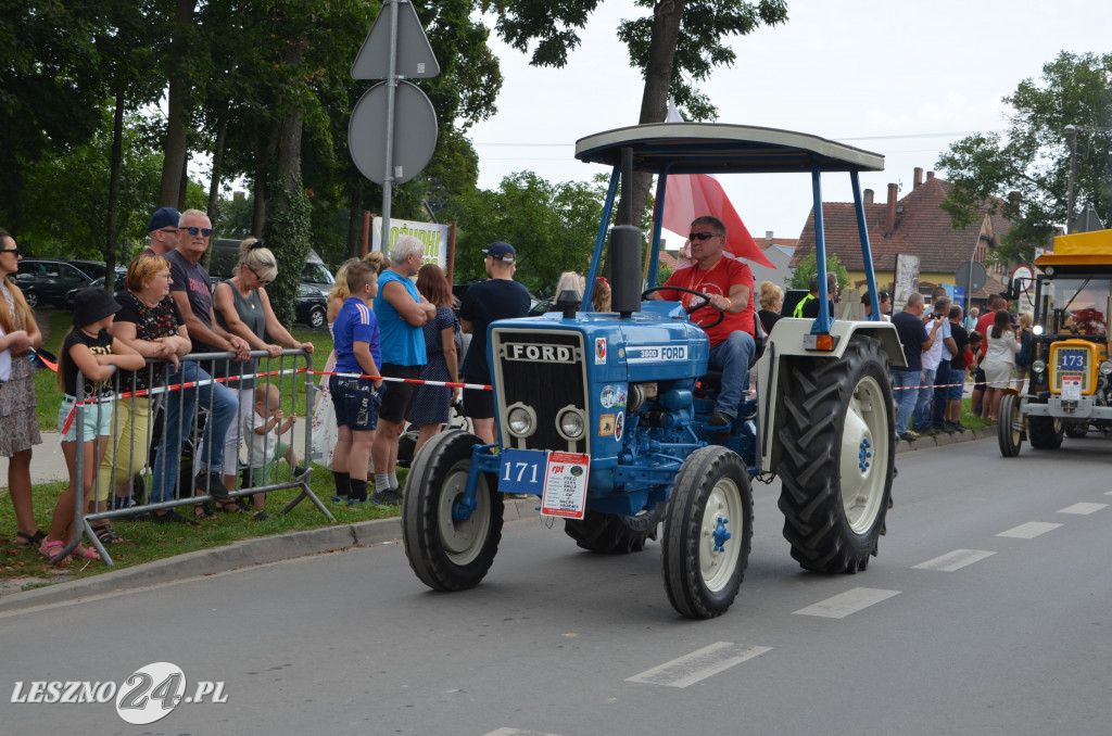 XIX Ogólnopolski Festiwal Starych Ciągników i Maszyn Rolniczych - drugi dzień