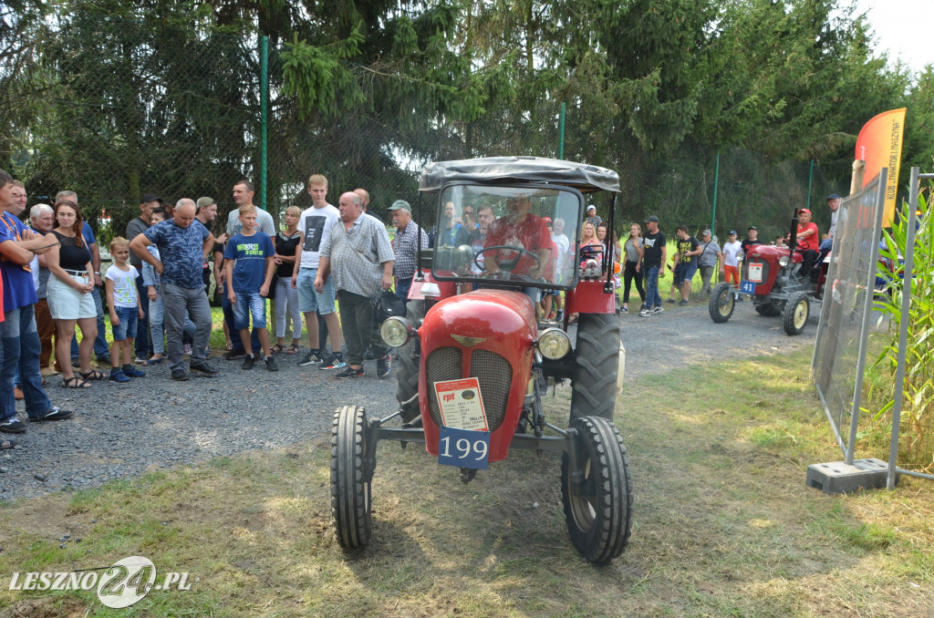 XIX Ogólnopolski Festiwal Starych Ciągników i Maszyn Rolniczych - drugi dzień