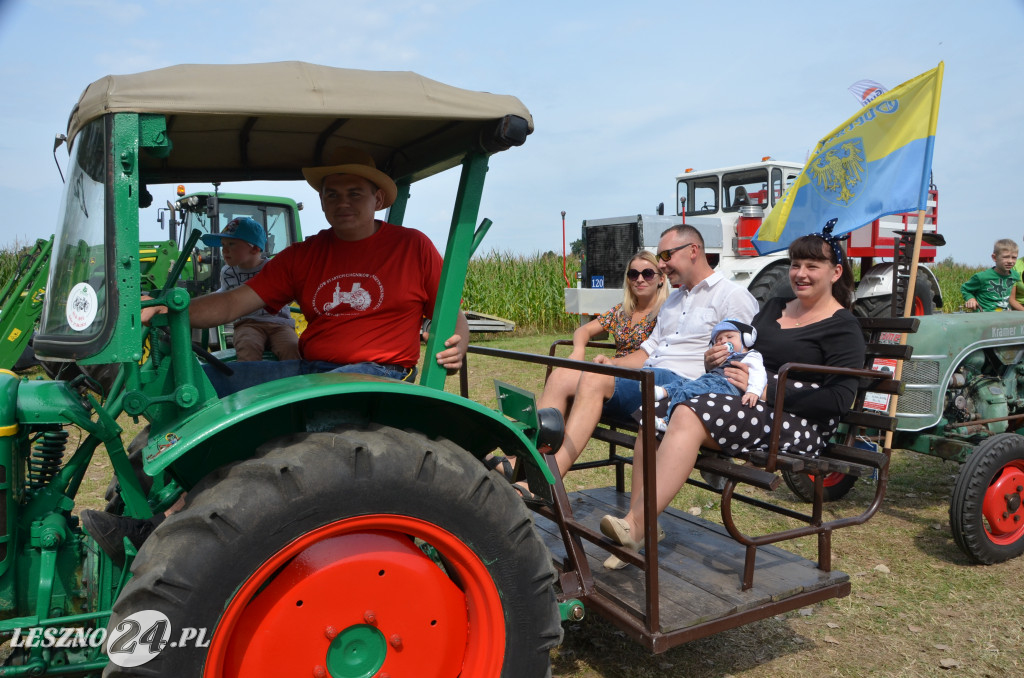 XIX Ogólnopolski Festiwal Starych Ciągników i Maszyn Rolniczych - drugi dzień