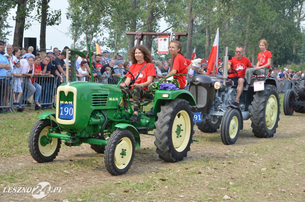 XIX Ogólnopolski Festiwal Starych Ciągników i Maszyn Rolniczych - drugi dzień