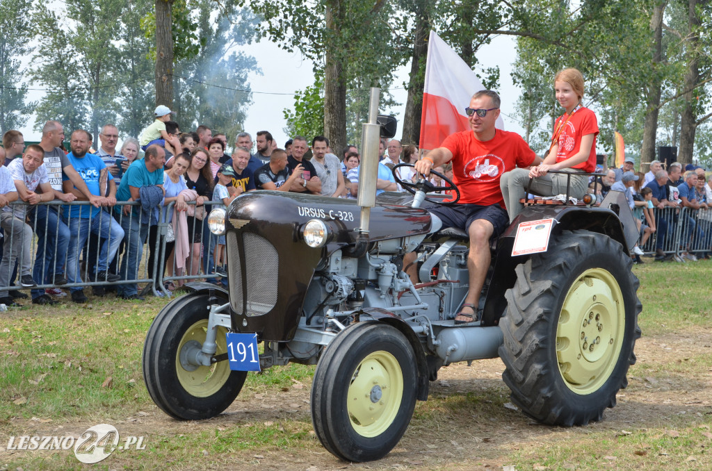 XIX Ogólnopolski Festiwal Starych Ciągników i Maszyn Rolniczych - drugi dzień