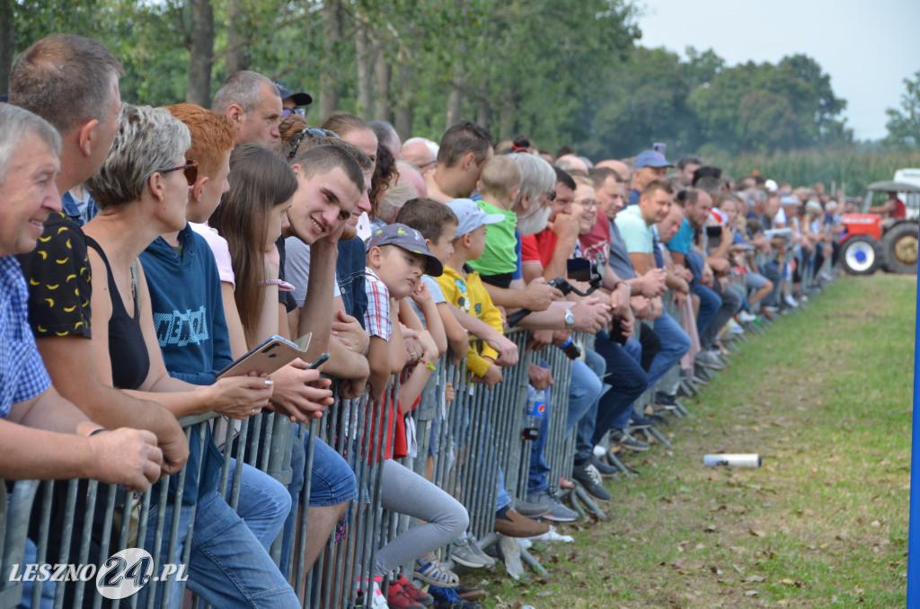 XIX Ogólnopolski Festiwal Starych Ciągników i Maszyn Rolniczych - drugi dzień