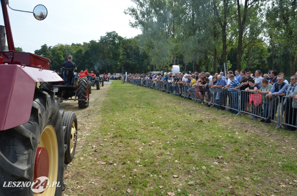 XIX Ogólnopolski Festiwal Starych Ciągników i Maszyn Rolniczych - drugi dzień