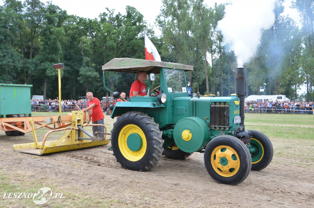 XIX Ogólnopolski Festiwal Starych Ciągników i Maszyn Rolniczych - drugi dzień