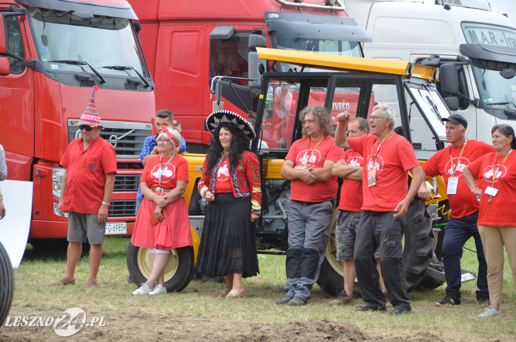 XIX Ogólnopolski Festiwal Starych Ciągników i Maszyn Rolniczych - drugi dzień