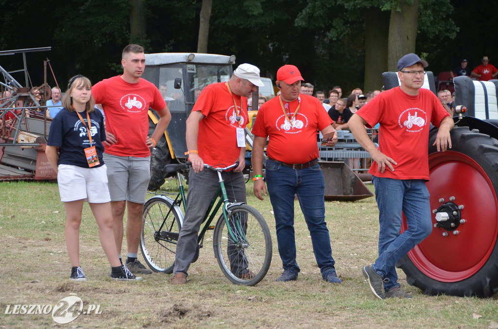 XIX Ogólnopolski Festiwal Starych Ciągników i Maszyn Rolniczych - drugi dzień