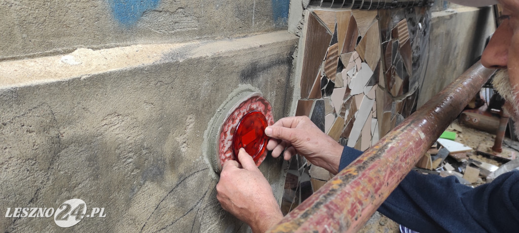 W Lesznie powstaje mozaika muralowa