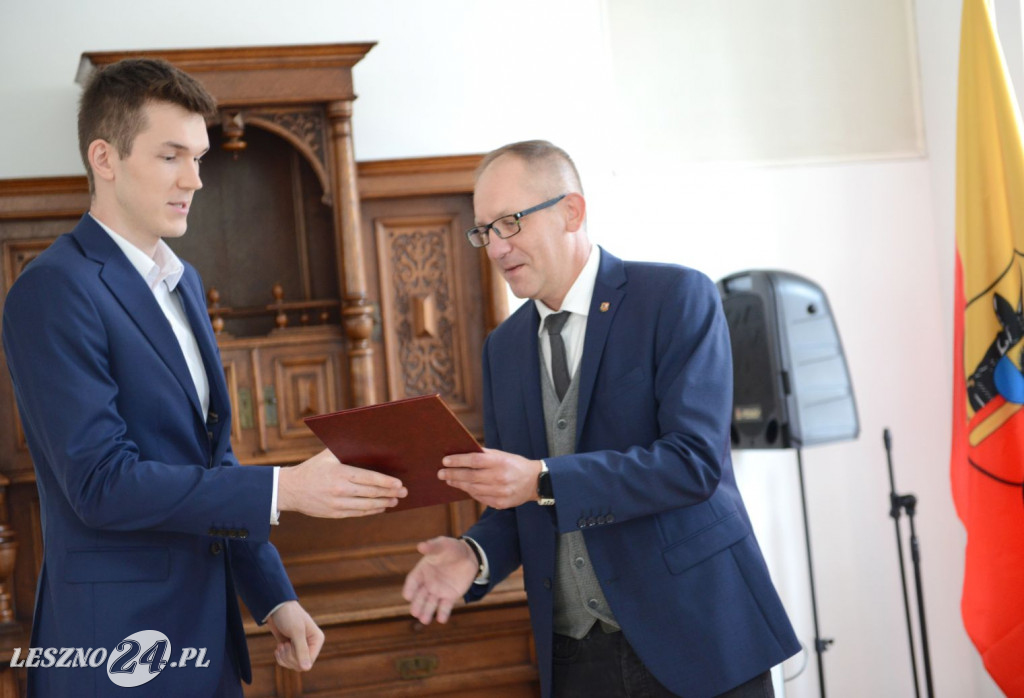 Najlepsi uczniowie nagrodzeni