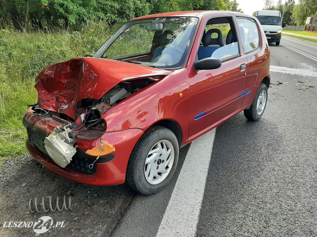 Na ulicy Osieckiej w Lesznie zderzyły się dwa auta