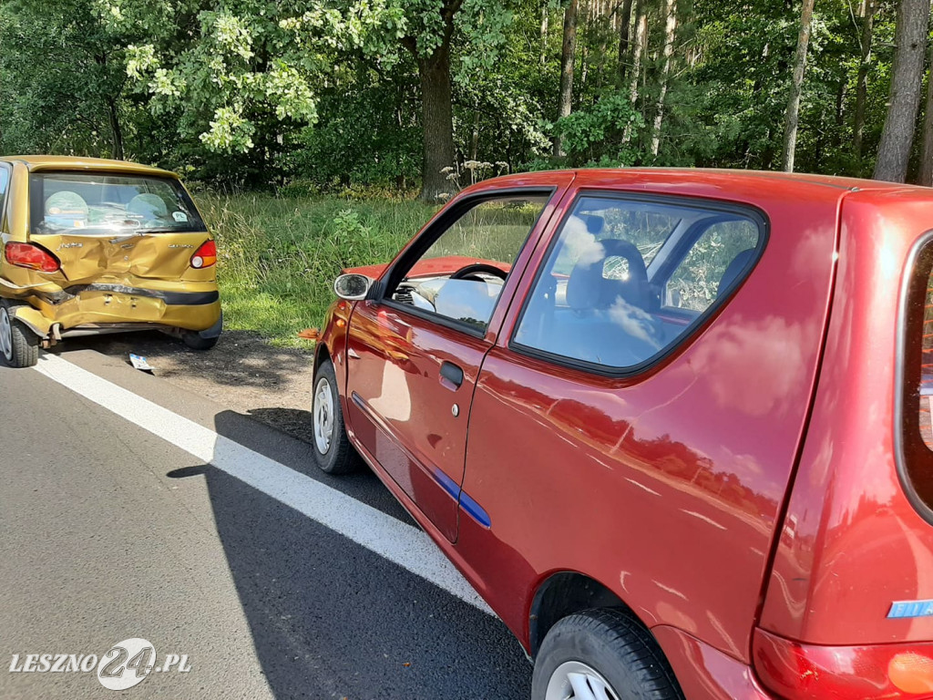 Na ulicy Osieckiej w Lesznie zderzyły się dwa auta