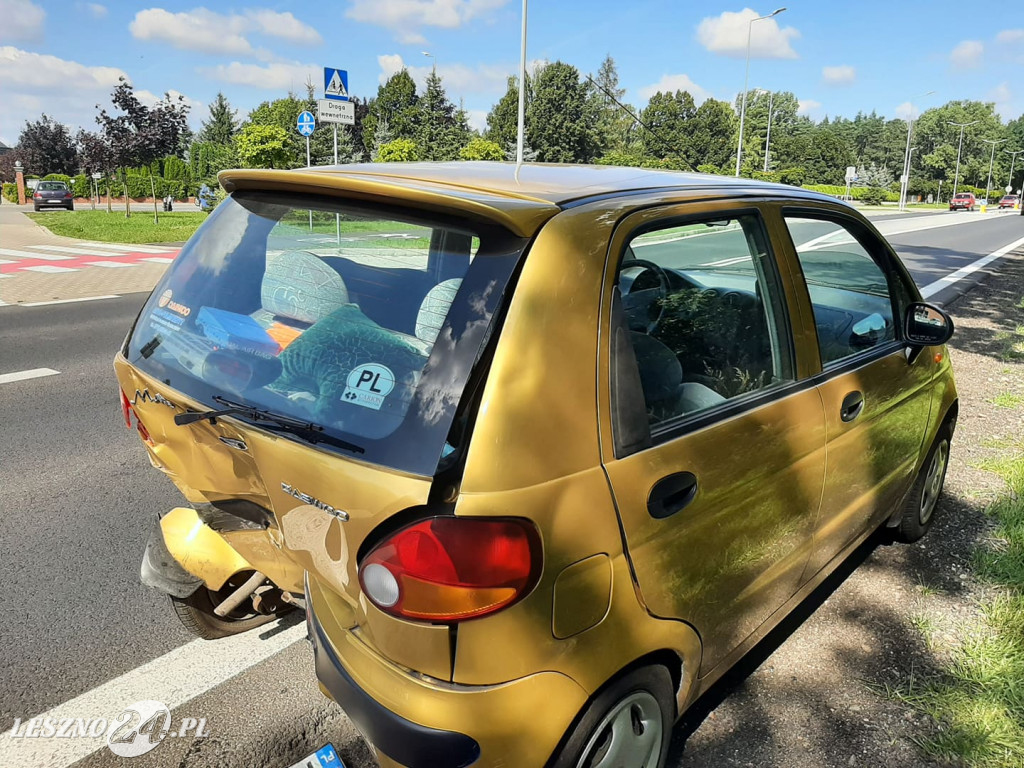 Na ulicy Osieckiej w Lesznie zderzyły się dwa auta