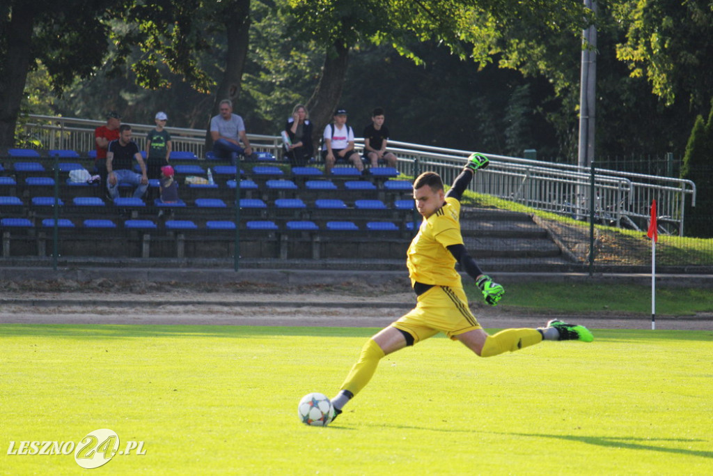 W piłkarskim derby Polonia lepsza od Rawii