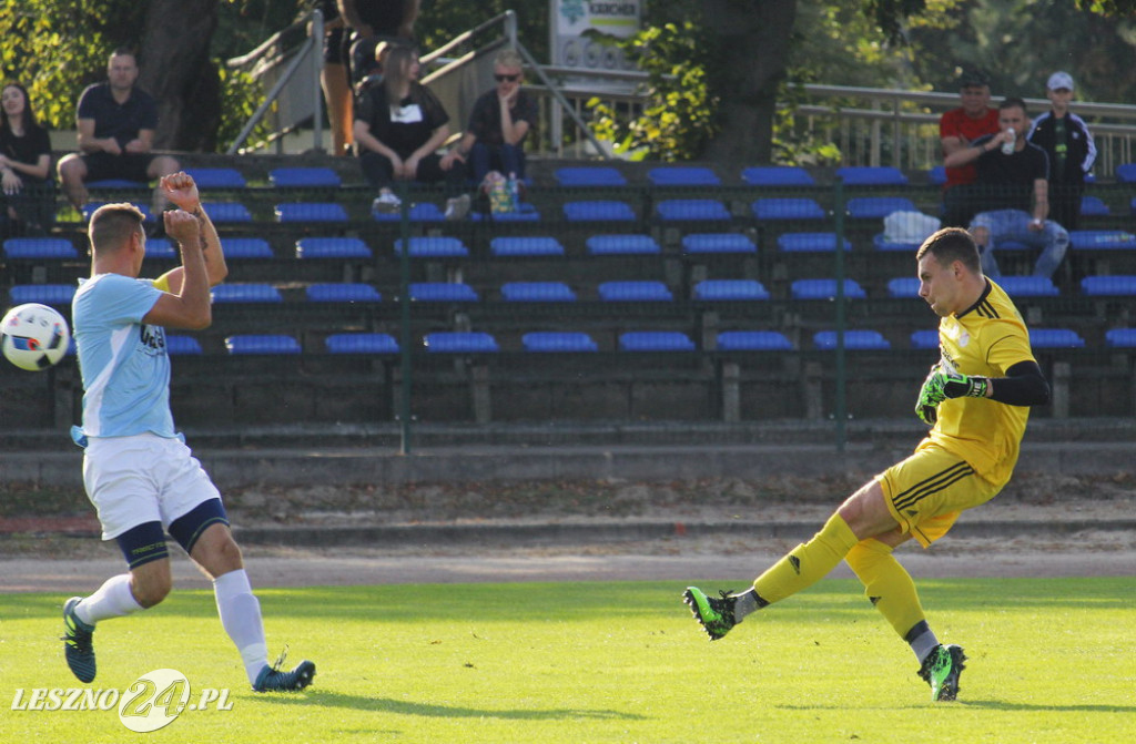 W piłkarskim derby Polonia lepsza od Rawii
