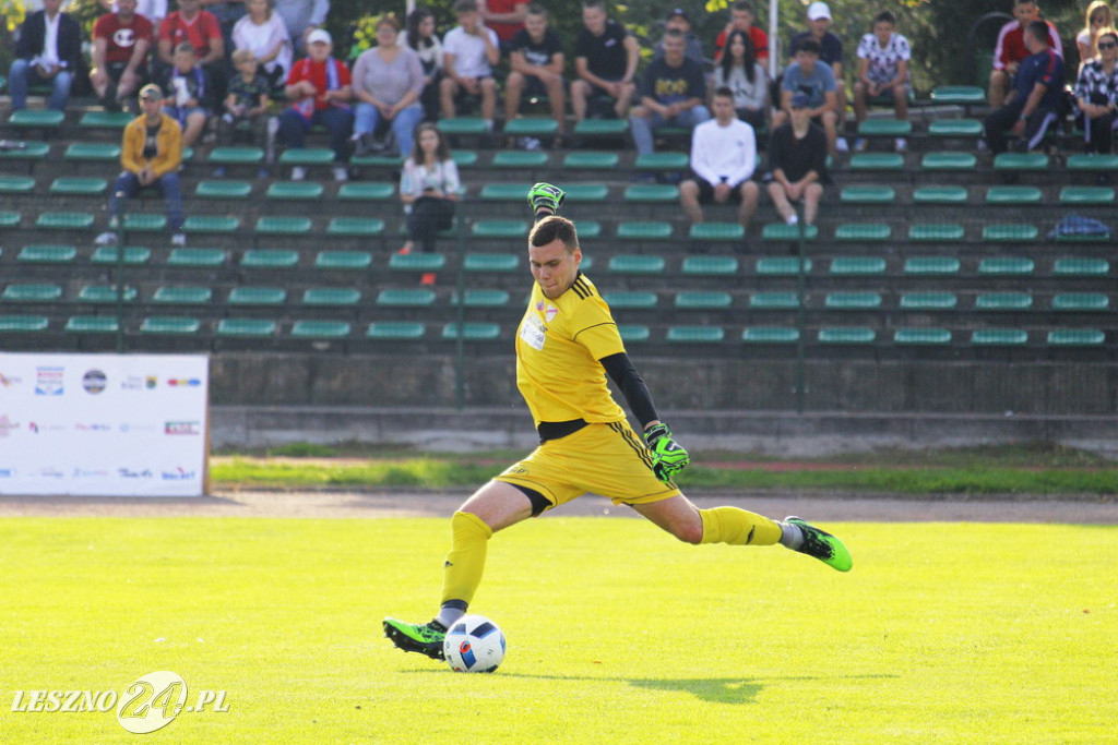W piłkarskim derby Polonia lepsza od Rawii