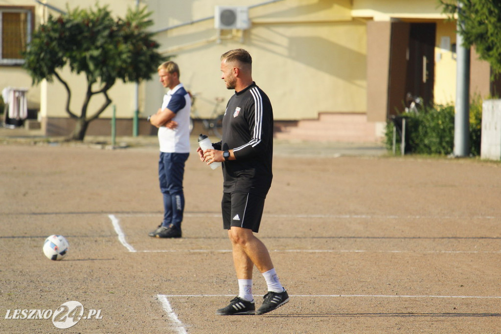 W piłkarskim derby Polonia lepsza od Rawii