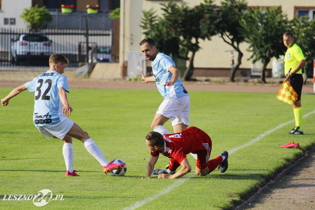 W piłkarskim derby Polonia lepsza od Rawii