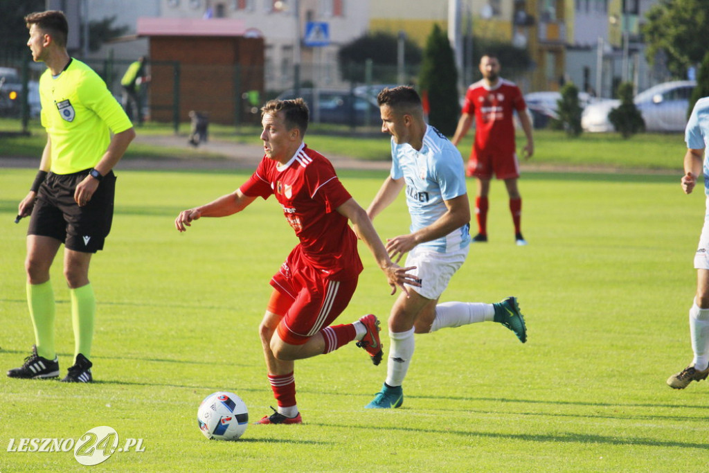 W piłkarskim derby Polonia lepsza od Rawii