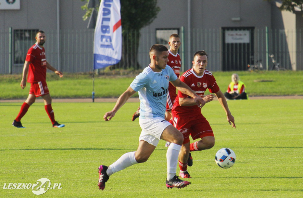 W piłkarskim derby Polonia lepsza od Rawii