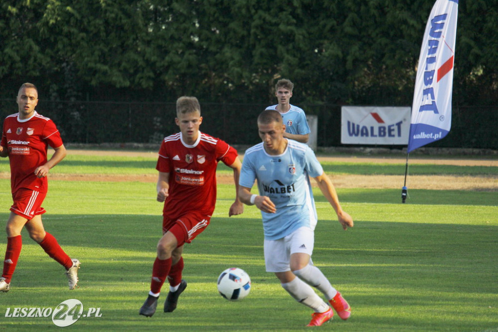 W piłkarskim derby Polonia lepsza od Rawii
