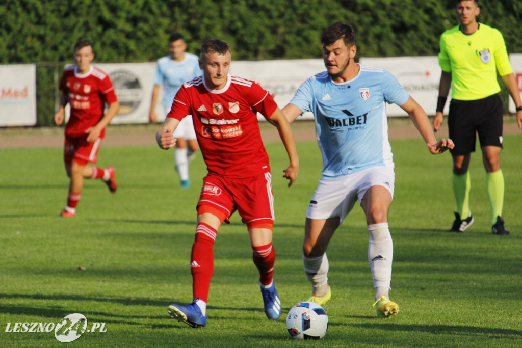 W piłkarskim derby Polonia lepsza od Rawii