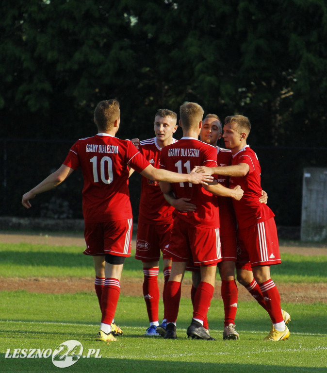 W piłkarskim derby Polonia lepsza od Rawii
