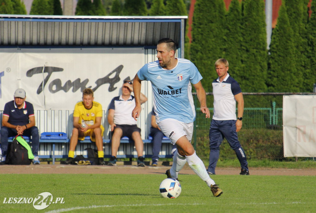 W piłkarskim derby Polonia lepsza od Rawii