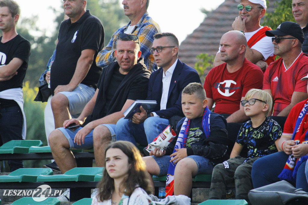 W piłkarskim derby Polonia lepsza od Rawii