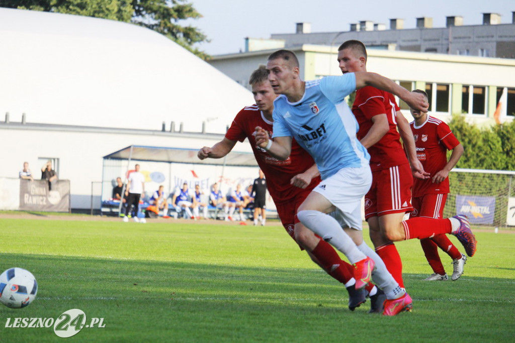W piłkarskim derby Polonia lepsza od Rawii