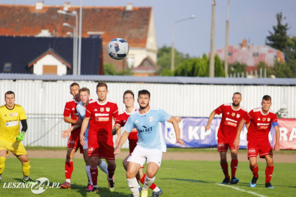 W piłkarskim derby Polonia lepsza od Rawii