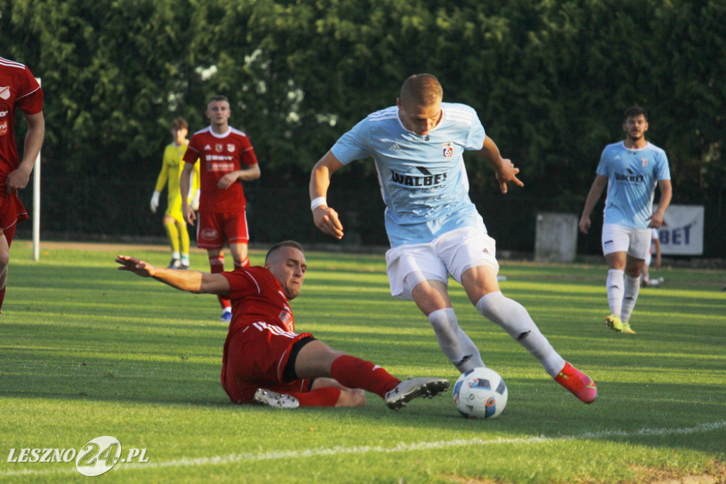 W piłkarskim derby Polonia lepsza od Rawii