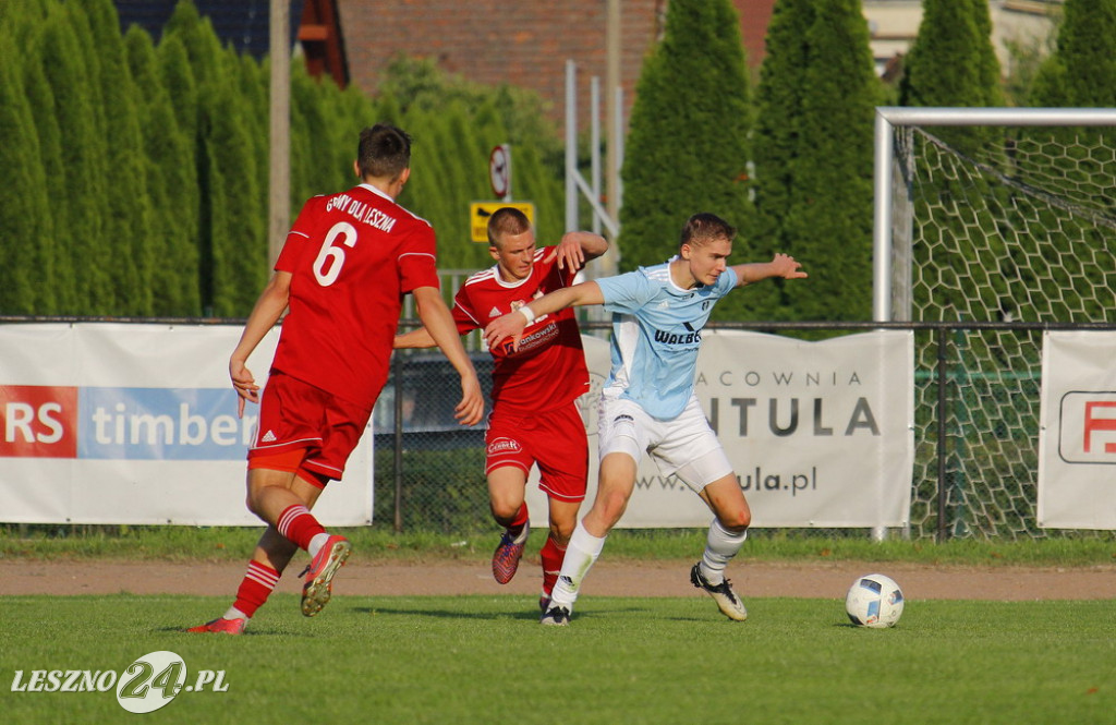 W piłkarskim derby Polonia lepsza od Rawii