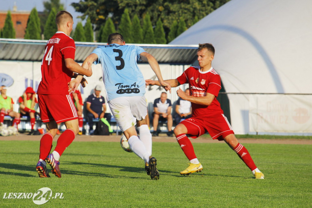 W piłkarskim derby Polonia lepsza od Rawii