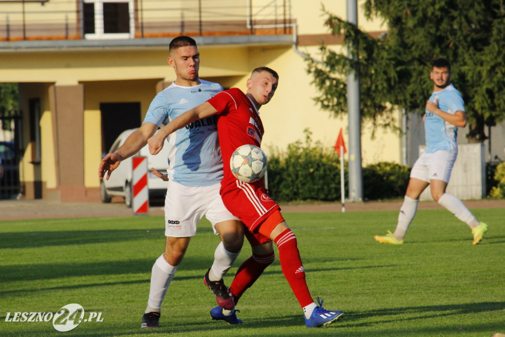 W piłkarskim derby Polonia lepsza od Rawii