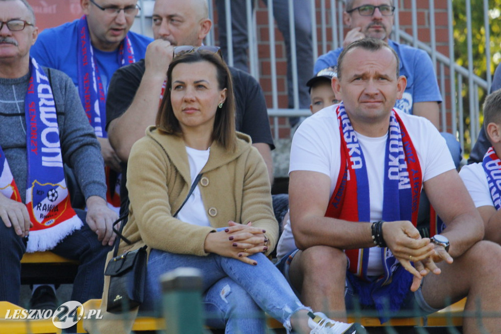 W piłkarskim derby Polonia lepsza od Rawii