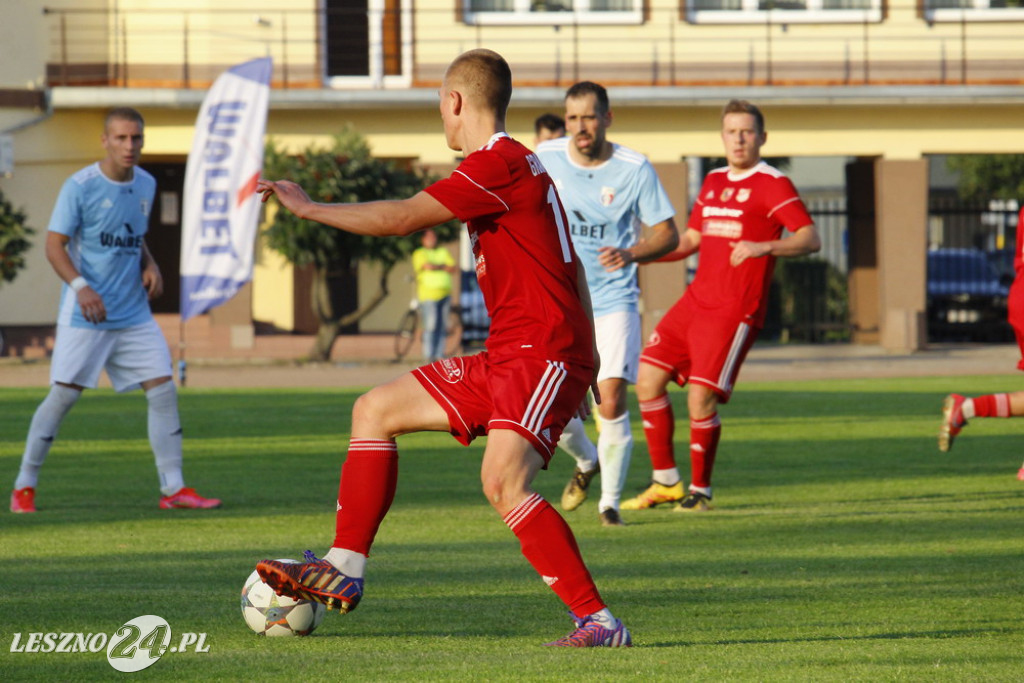 W piłkarskim derby Polonia lepsza od Rawii
