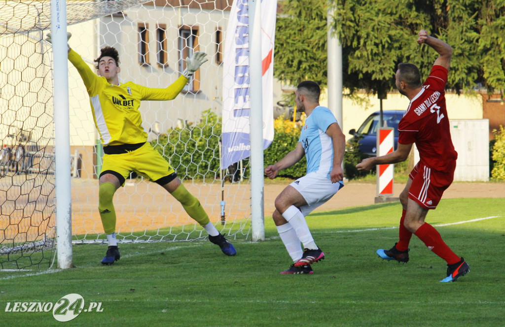 W piłkarskim derby Polonia lepsza od Rawii