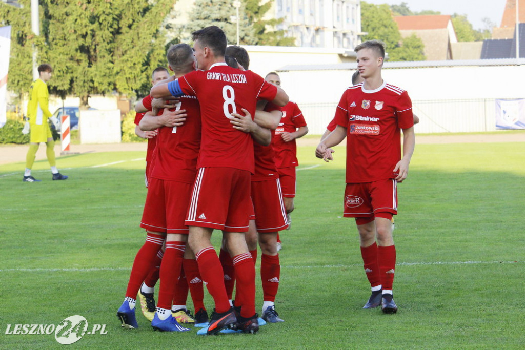W piłkarskim derby Polonia lepsza od Rawii