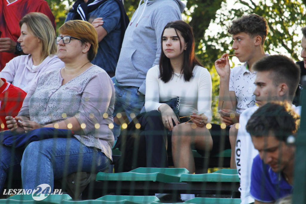 W piłkarskim derby Polonia lepsza od Rawii