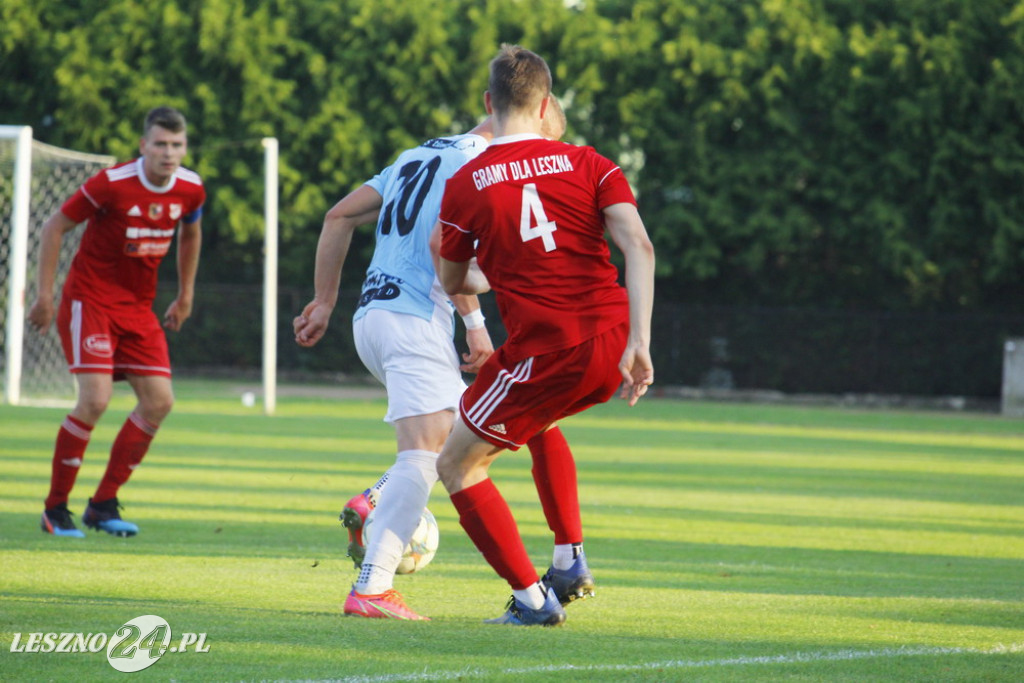 W piłkarskim derby Polonia lepsza od Rawii