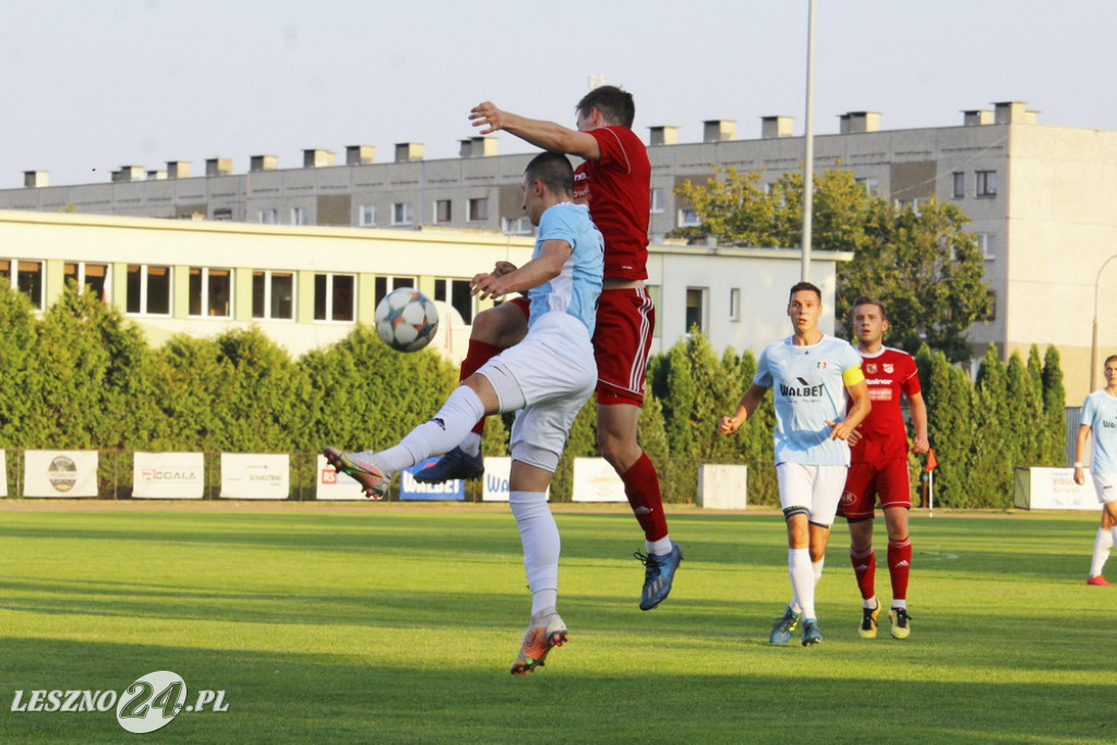 W piłkarskim derby Polonia lepsza od Rawii
