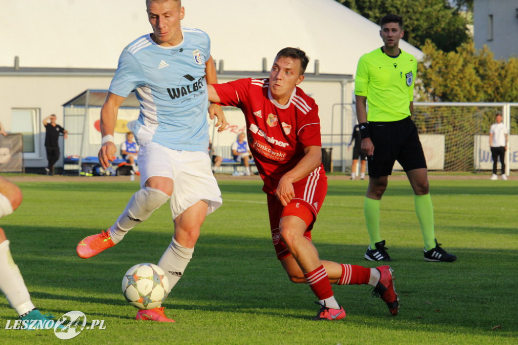 W piłkarskim derby Polonia lepsza od Rawii